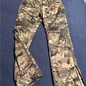 Under Armour Camouflage Cargo Pants